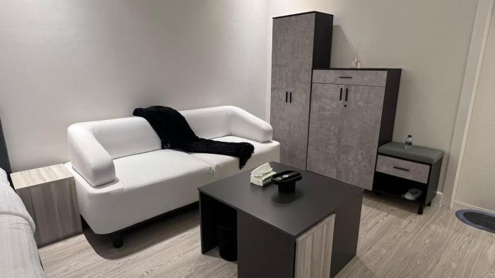 استديو فخم بمدخل ذاتي قرب البوليفارد