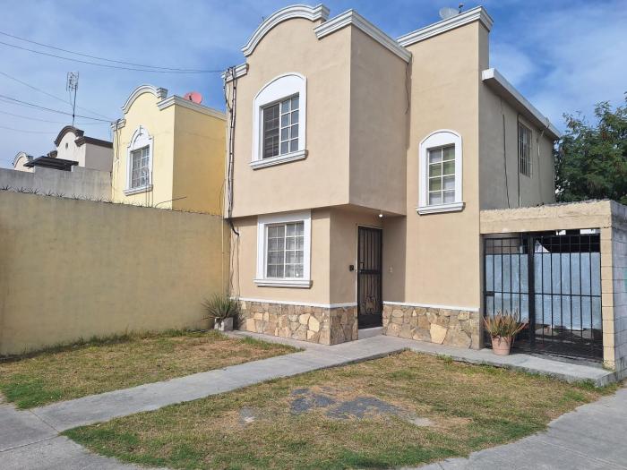 Casa completa en Escobedo NL