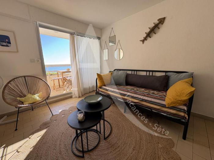 T3 moderne, vue mer et parking