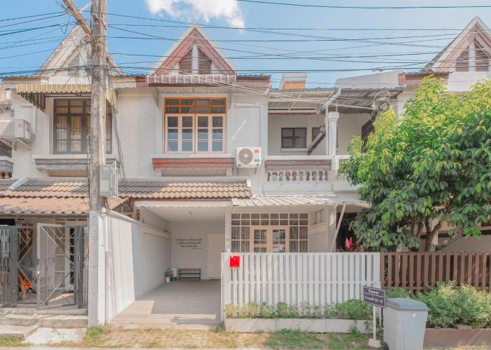 Manim House - บ้านพักในนิมมานพร้อมไวไฟ