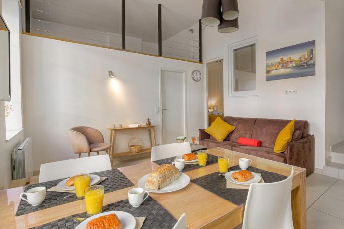 Charmand et Cosy avec emplacement idéal