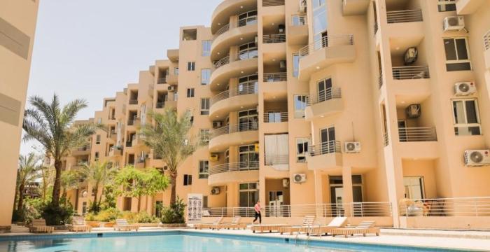 Luxury Modern Home near Airport & Downtown