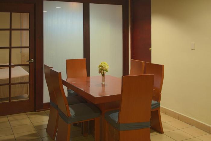 Zona Centro, espacioso, facturamos, acceso privado