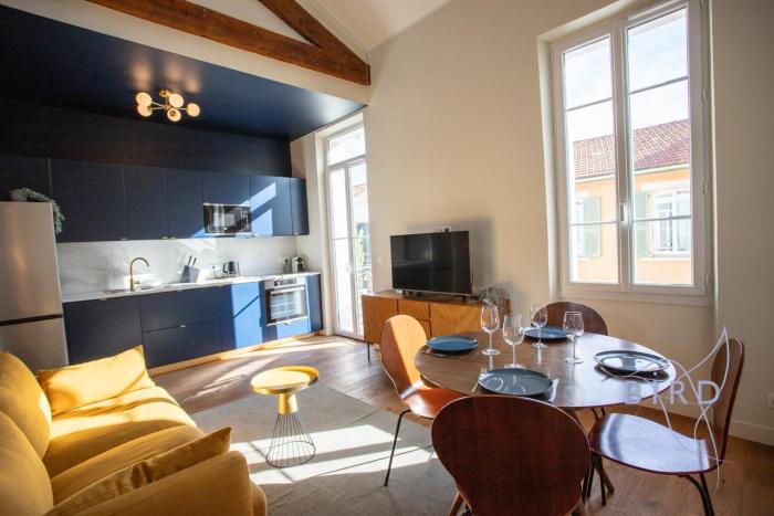 Nice Flat "the GRAVETTE"