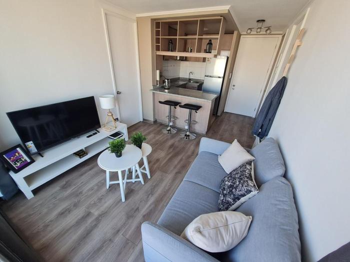 Dptox3 next to the Metro and super