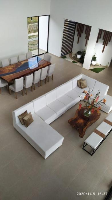 Hermosa Casa de Lujo en LAGO CALIMA