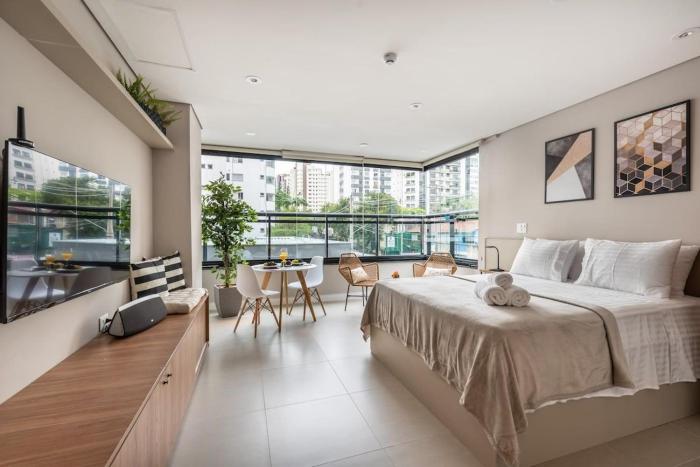 BHaus Moema Dstay - Studio Family Deluxe - Cama Queen - Academia - Lavanderia - Coworking - Próximo ao Metrô e Shopping Ibirapuera - Acomoda 2 adultos e 1 criança - ds12