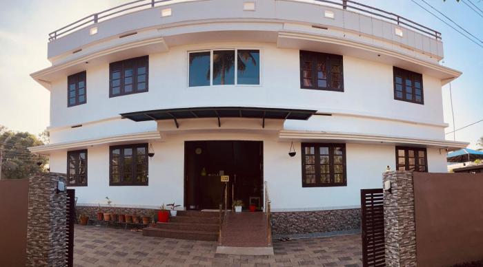 MATHER RAJAGIRI FURNISHED APARTMENTS