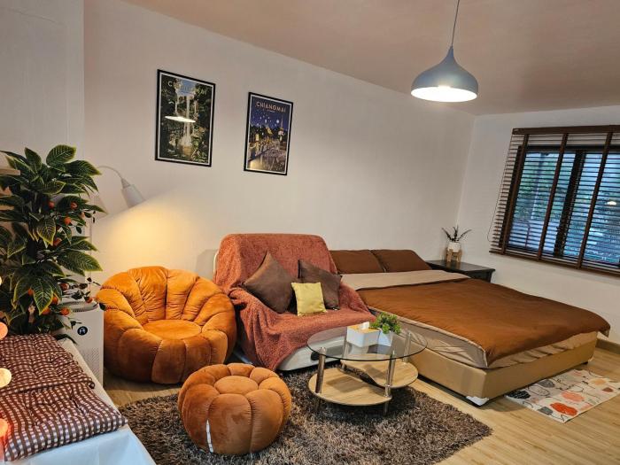 Comfy Stay in Hillside Nimman