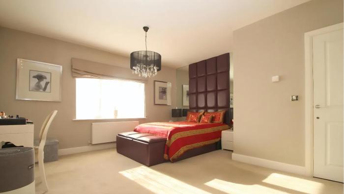 Luxury Huge Private room with ensuite