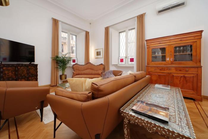 TreasureRome Adriana Charme 4BR