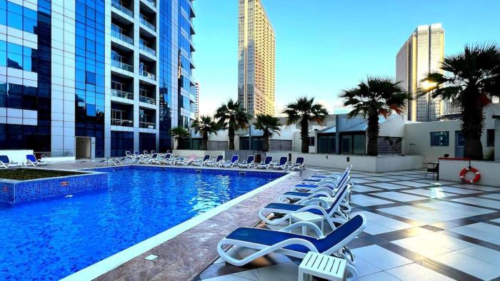 Panoramic Marina View - 1BR - Walk to the beach