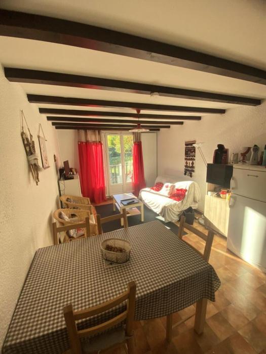 Résidence Les Gemeaux I - Appartement trois pièces au coeur du village MAE-2304