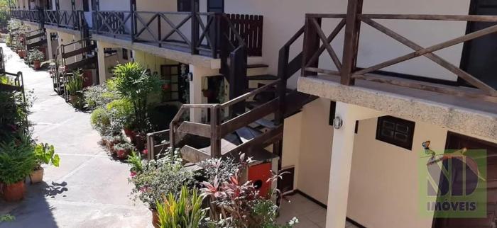 Casa Tríplex amplo Duplex em Condomínio Familiar