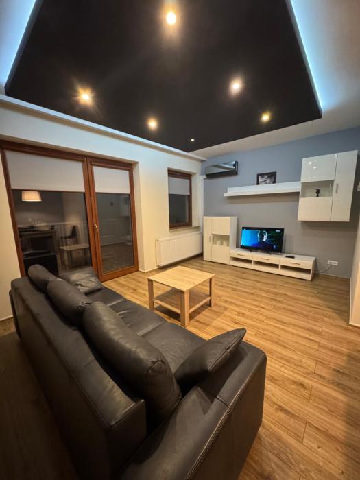 Apartamenty U Marynarza PROMENADA SOLNA 4A -Centrum Ścisłe Deptak ,Park -Garaż Podziemny-Best Restaurants in the Apartment-FAK VAT