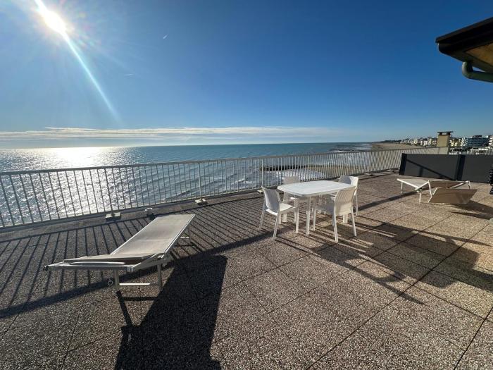 ATTIC PARADISE Big Terrace on the Sea - AGENZIA COCAL