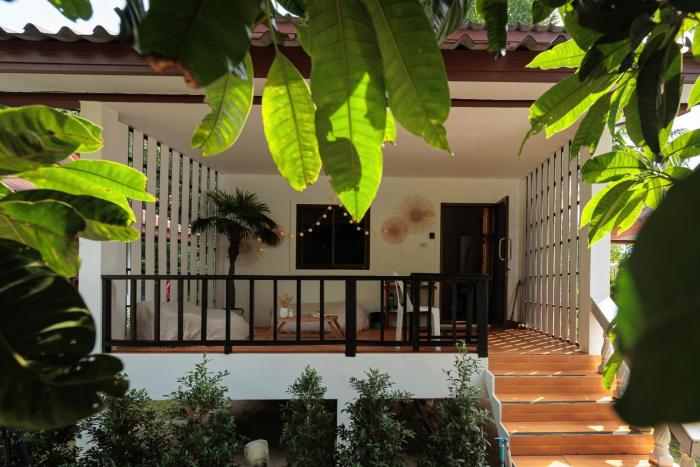 Charming House - Peaceful Garden Retreat - 2mn ZenBeach - Srithanu Center