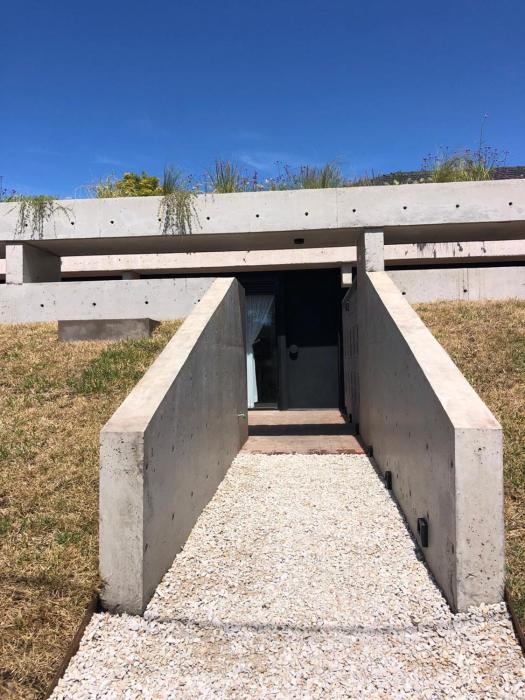 Los Hoyos Acantilados