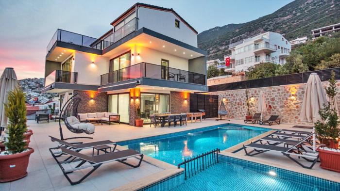 Kalkan 4 Bedroom Villa - 8786
