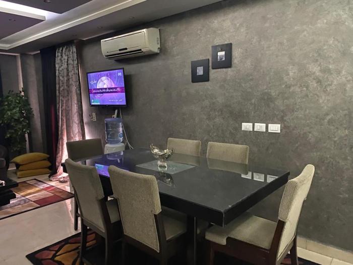 شقه فندقيه ايجار مفروش 140 متر في مدينتي b10