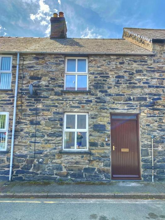 Golygfar Orsaf Snowdonia national park, Bala lake