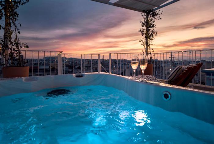 Rooftops of Athens-Acropolis Studio Jacuzzi & View