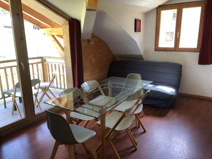 Apartment in Valfréjus near Gondola