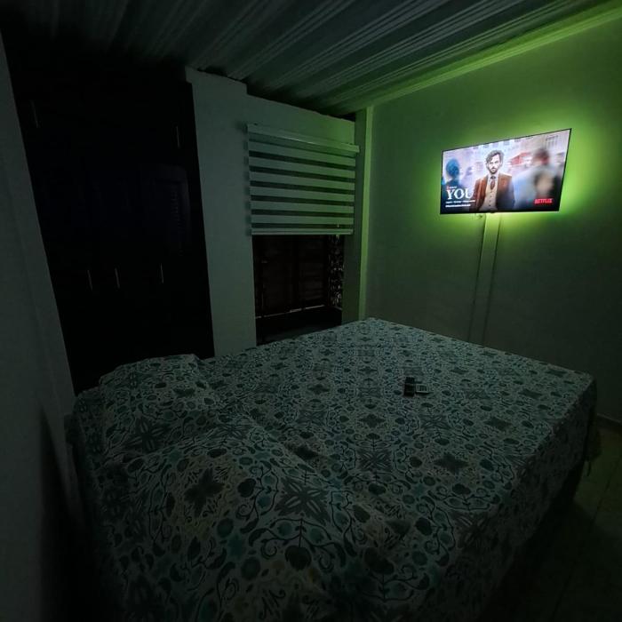 Apartamento Con Entrada independiente, 2 Habitaciones y 1 Baño