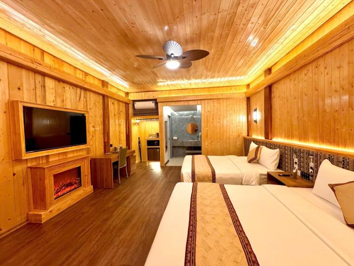 Mộc Châu Island - Thái Village