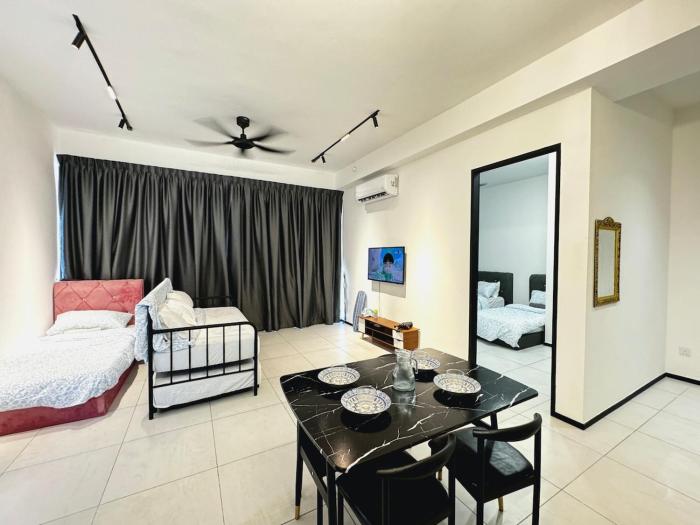 Georgetown Komtar Familystay 3BR 10Pax