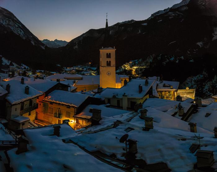 "Lo méquio de Emilie" 2 passi da centro e piste