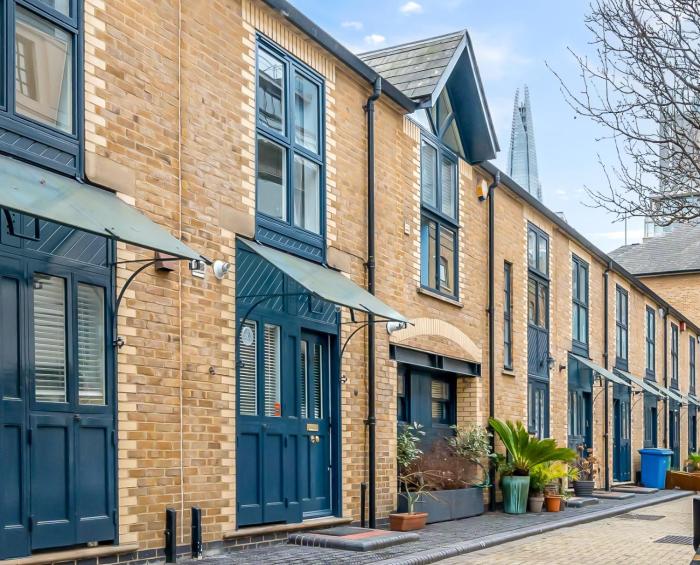 Tower Bridge 2 Bedrooms house