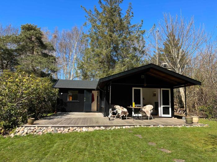 Charming Cottage In Raageleje