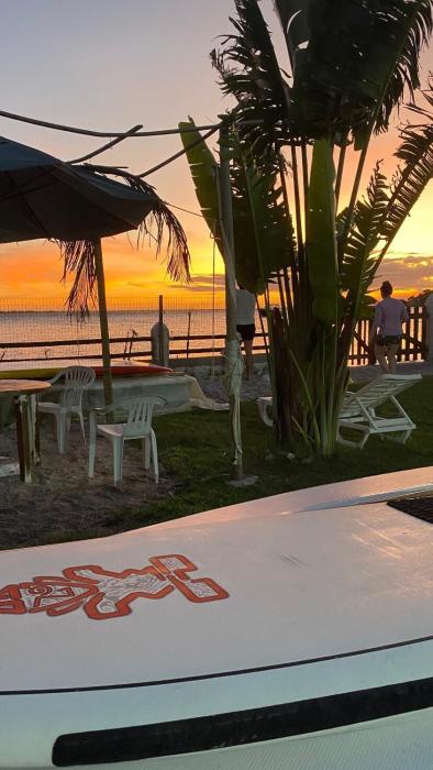 Pé na Areia Lake House