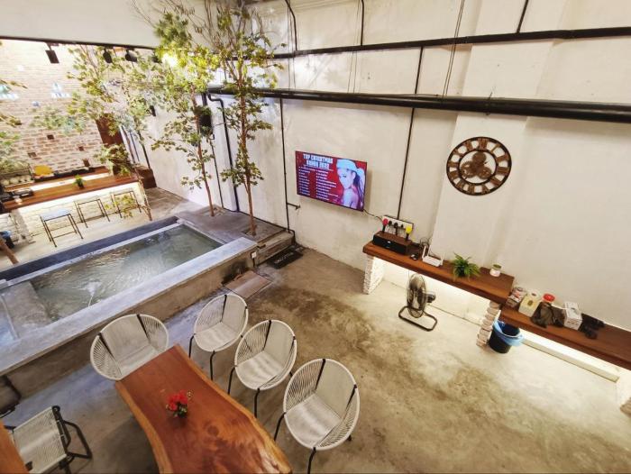 Ruma Papanz Moden 5BR 30 Pax by Jeffery Lam Home Management