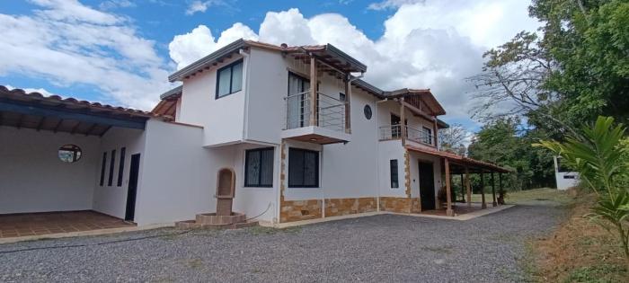 Casa campestre San Mateo