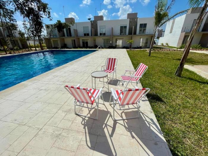 Linda casa frente a alberca en Playa del Carmen