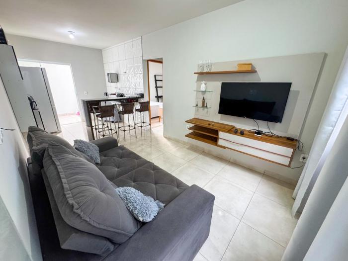 Casa Para Até 5 Hospedes Próximo UNITRI, Uberlândia Shopping e Palácio de Cristal