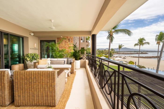 Hacienda De Mita, Close to Ocean and Golf