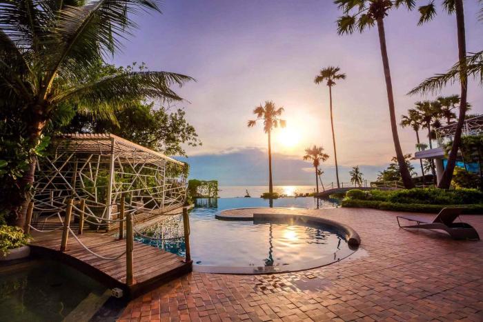 The Palm Wongamat - 1BR Luxury Beachfront Suite - Ocean View - 32 Floor