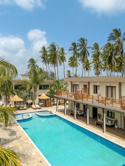 Blackstone Beach Resort