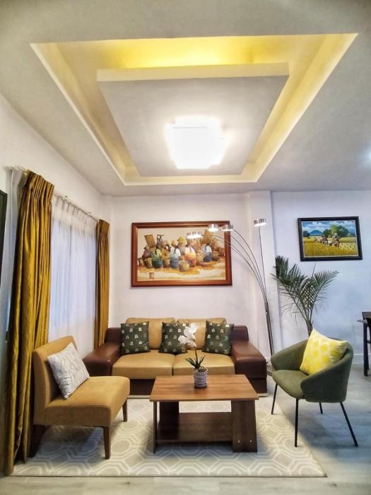 Noahs Crib for Families and Big Groups