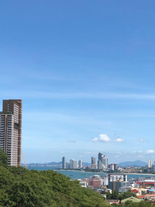 The Axis Condominium Pattayaใจกลางเมืองวิวทะเลภูเขา