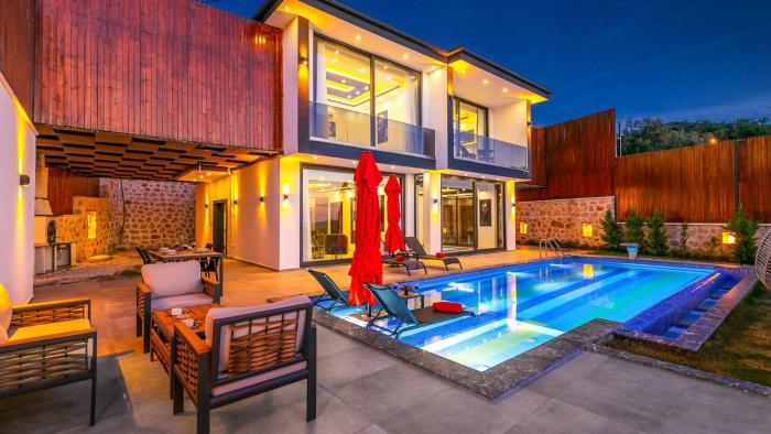 Luxury 2 Bedroom Villa