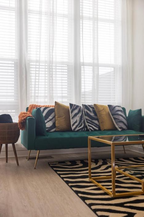 Two Story Penthouse, 2 Bedrooms with 2 and a half bathrooms, 2 Balconies, Skyline View, Pool