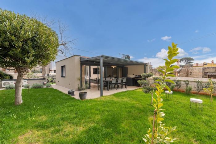 Holiday House Romano