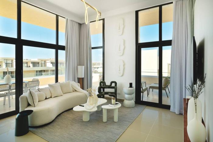 Spacious G-cribs Penthouse Expansive Terrace