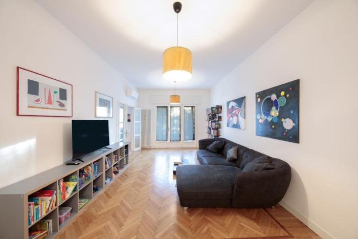 Principe di Piemonte apartment 10m Venice 6 guests