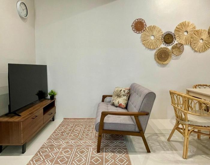 Peaceful 2 Bedroom with Balcony