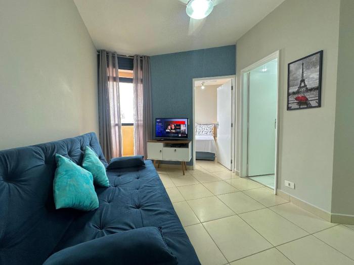 Apartamento c garagem, sacada e cozinha - UH 1111